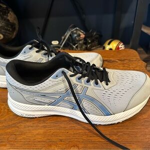 ASICS Men's Black and Gray Athletic Shoes